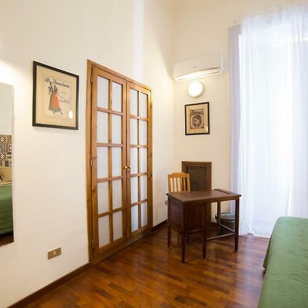 Bed and Breakfast Duomo Miradois 152 Napoli Екстер'єр фото